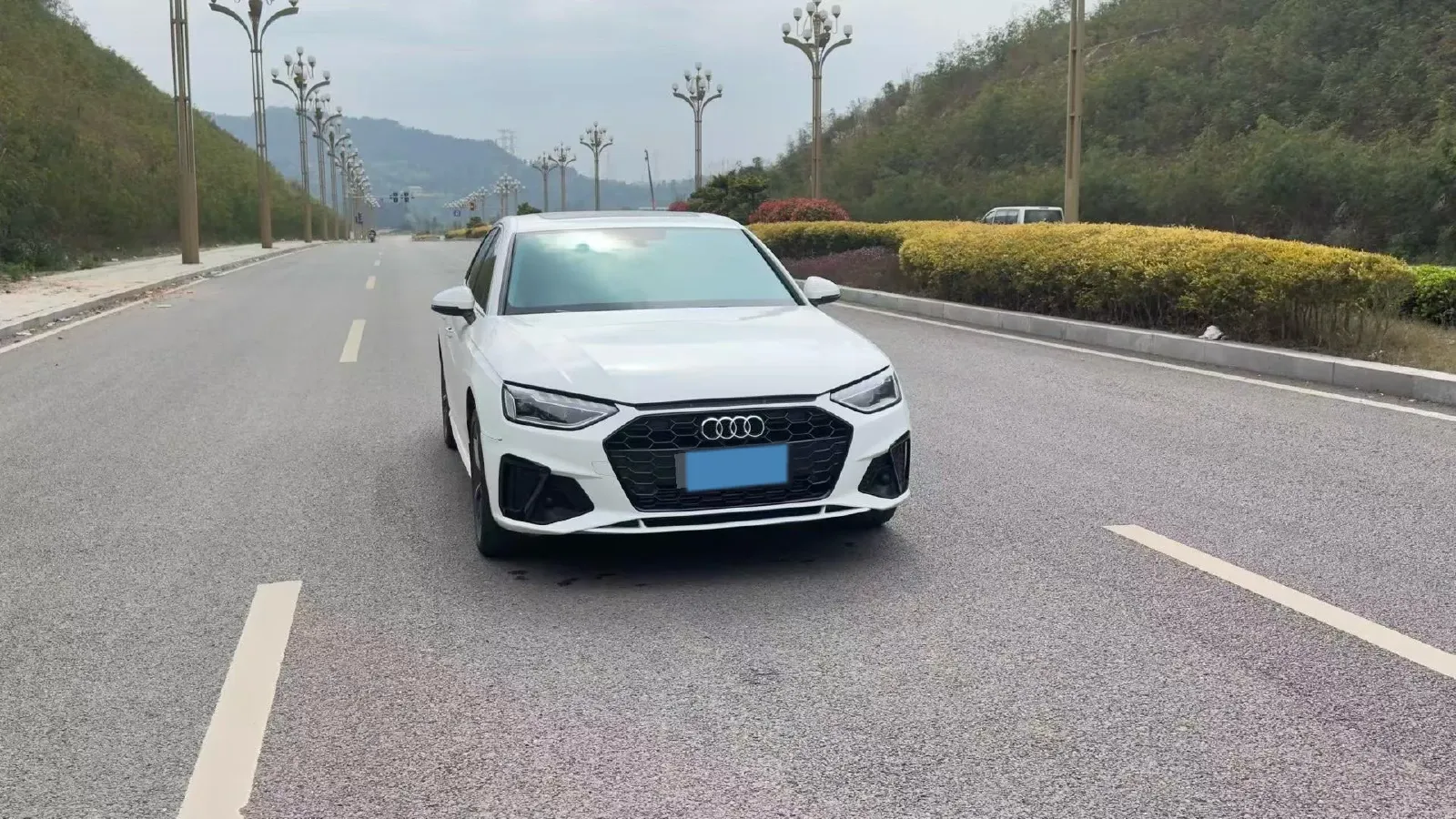 2020 Audi A4L 2.0T 190HP L4 7DCT,autocango,china used car exporter,china ev exporter,chinese used car exporter,chinese used ev exporter