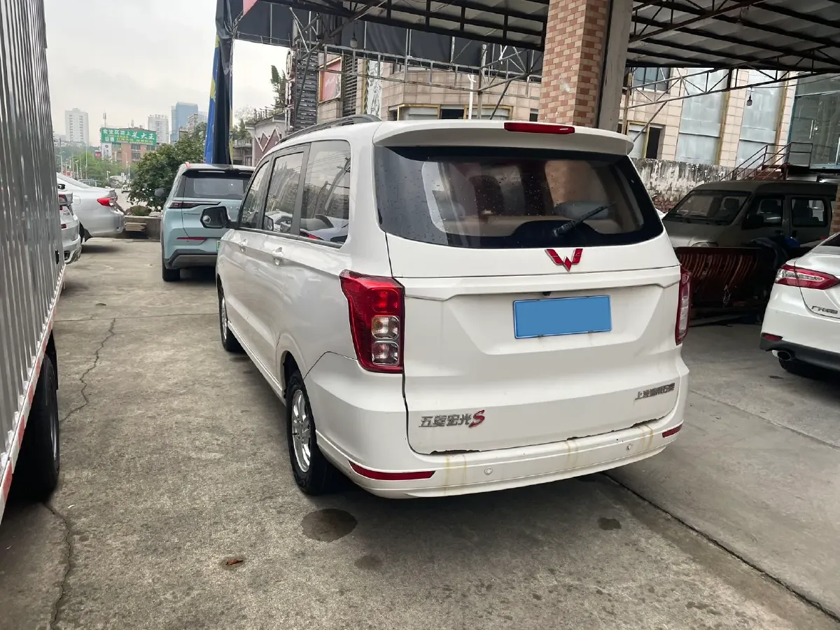 2018 WuLing HongGuang 1.5L 105HP L4 5MT,autocango,china used car exporter,china ev exporter,chinese used car exporter,chinese used ev exporter