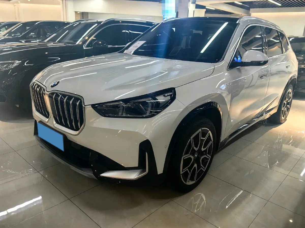 2025 BMW X1 2.0T 204HP L4 7DCT,autocango,china used car exporter,china ev exporter,chinese used car exporter,chinese used ev exporter
