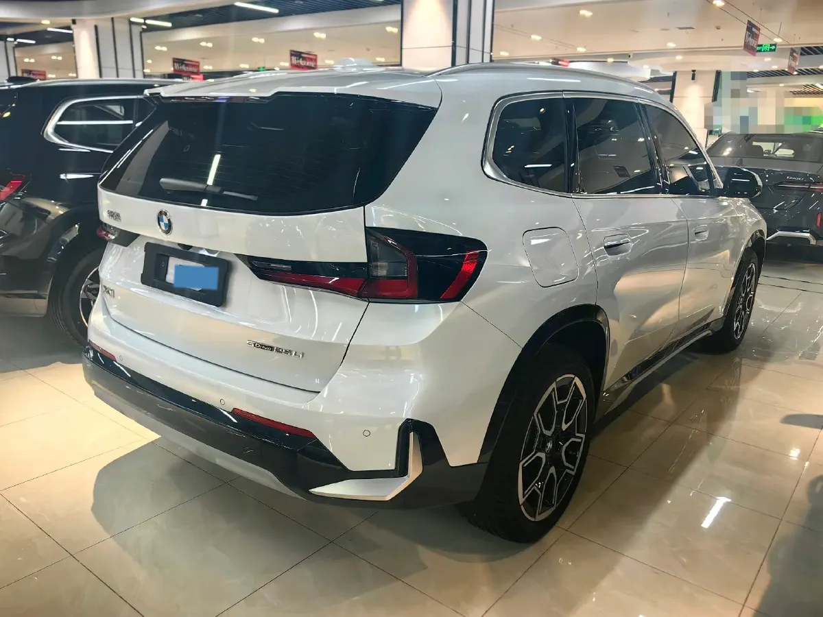 2025 BMW X1 2.0T 204HP L4 7DCT,autocango,china used car exporter,china ev exporter,chinese used car exporter,chinese used ev exporter