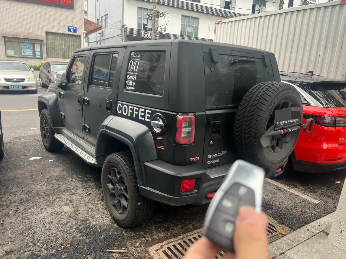 2023 Beijing BJ40 2.0T 163HP L4 8AT,autocango,china used car exporter,china ev exporter,chinese used car exporter,chinese used ev exporter