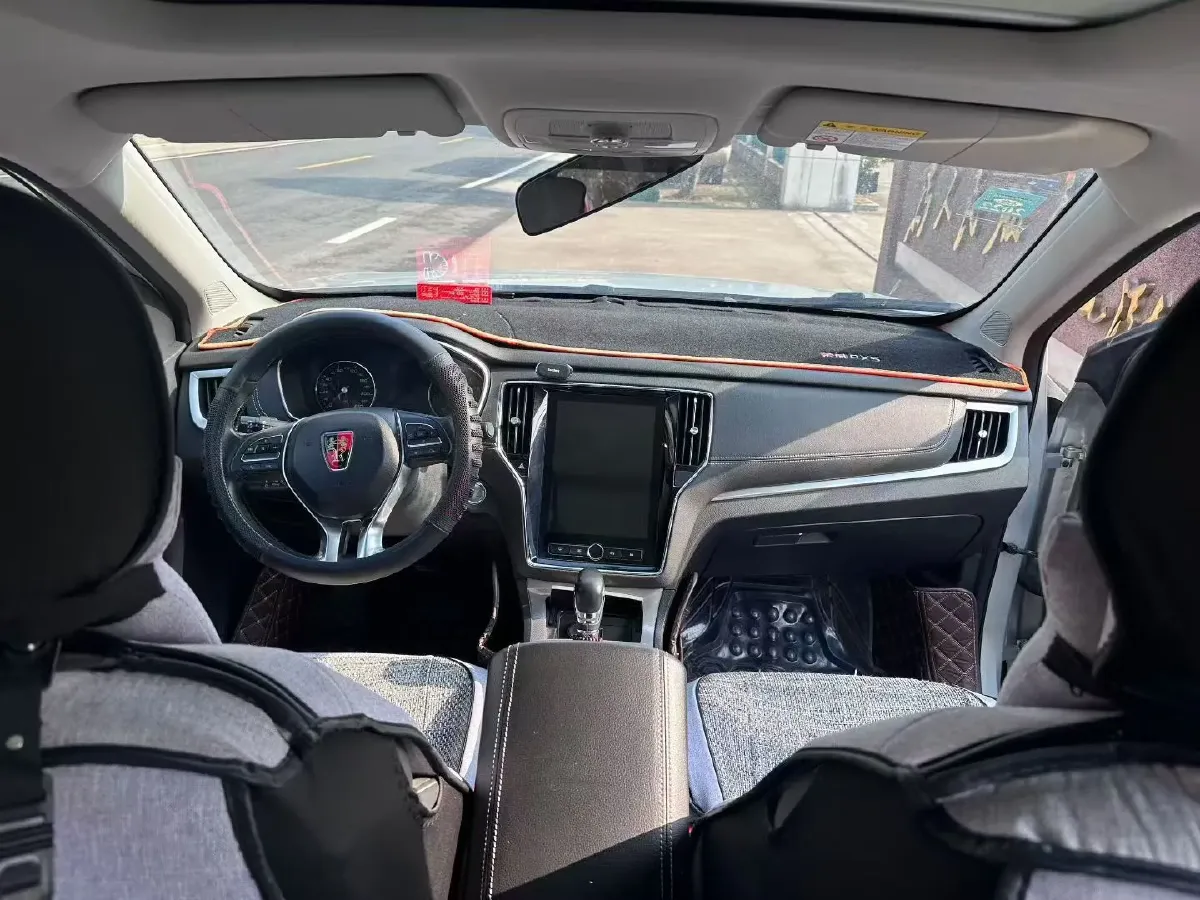 2020 Roewe i6 1.5T 169HP L4 7DCT,autocango,china used car exporter,china ev exporter,chinese used car exporter,chinese used ev exporter