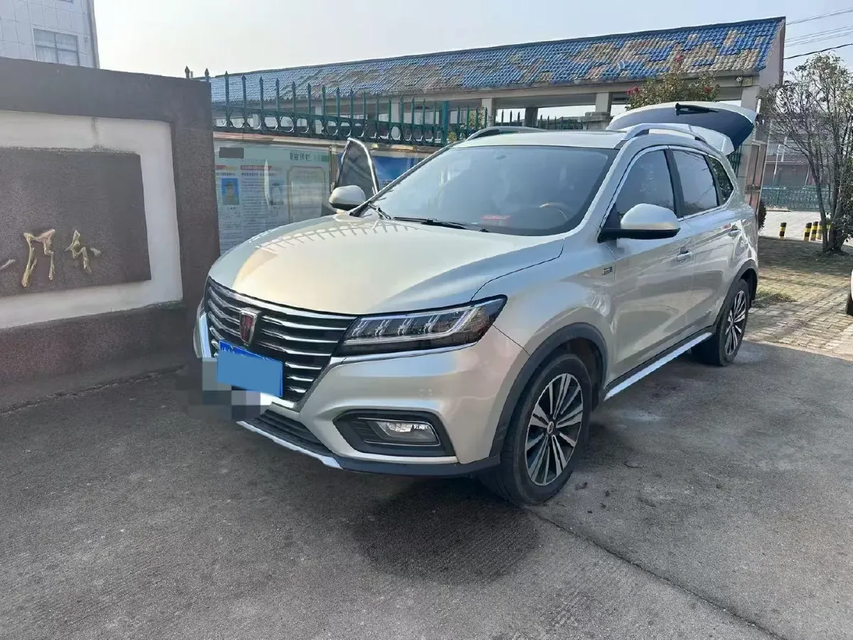 2020 Roewe i6 1.5T 169HP L4 7DCT,autocango,china used car exporter,china ev exporter,chinese used car exporter,chinese used ev exporter