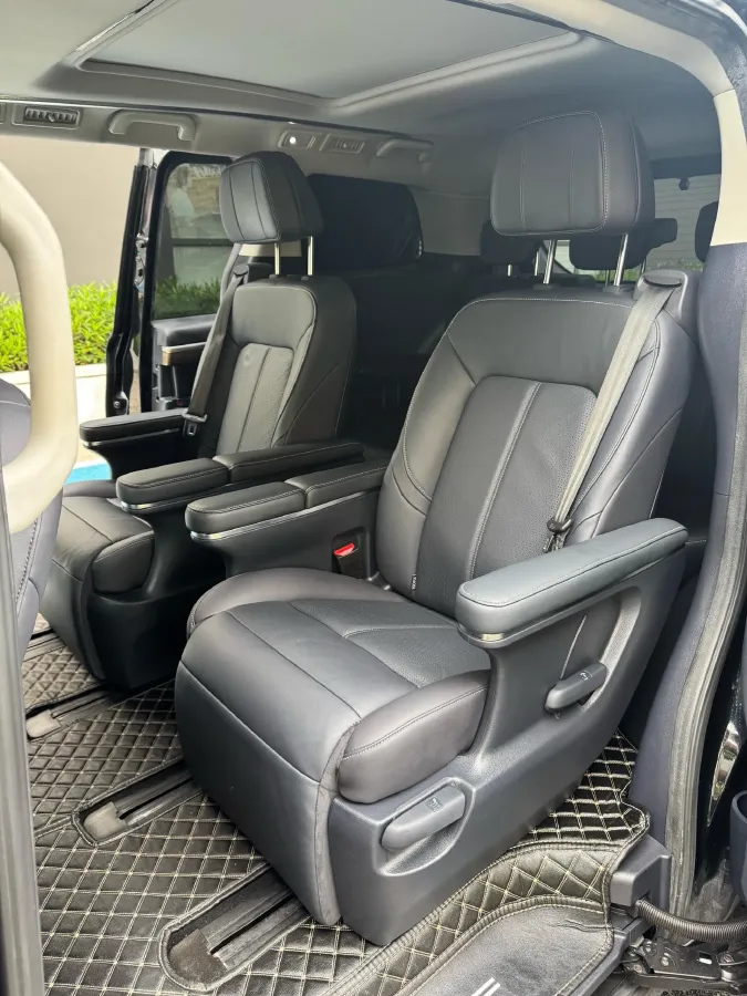 2021 GAC Trumpchi M8 2.0T 252HP L4 8AT,autocango,china used car exporter,china ev exporter,chinese used car exporter,chinese used ev exporter