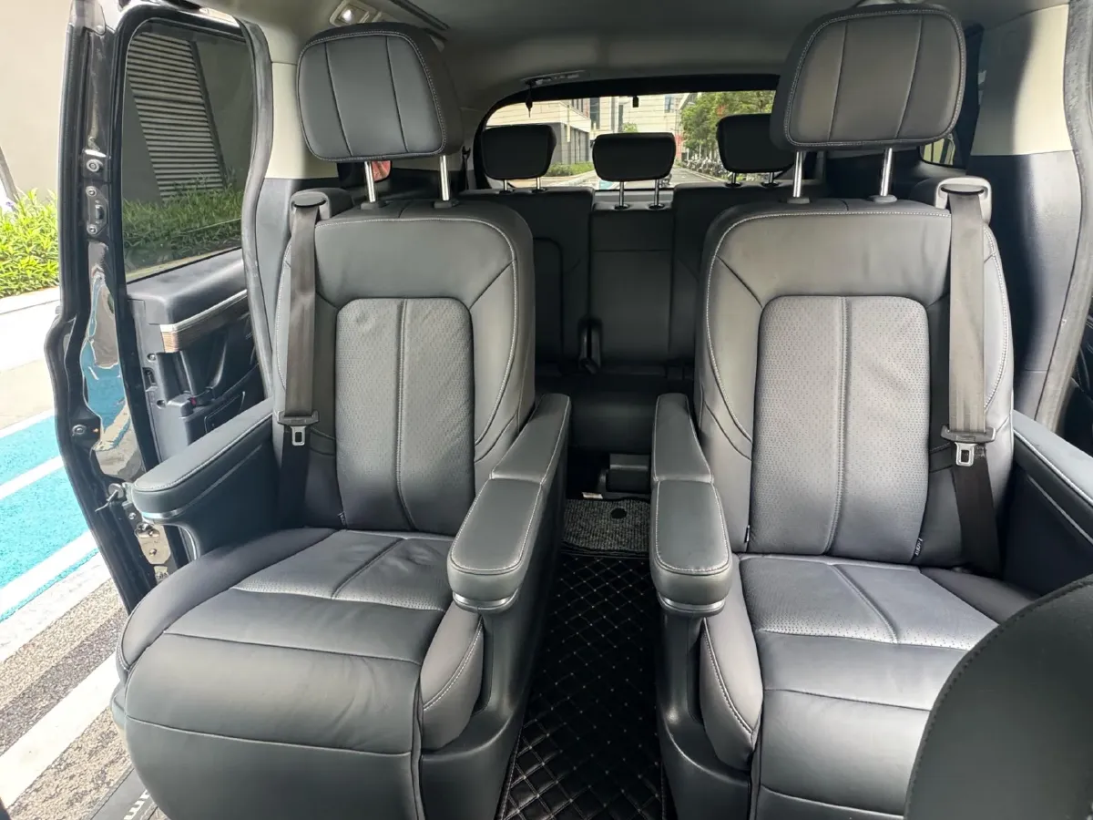 2021 GAC Trumpchi M8 2.0T 252HP L4 8AT,autocango,china used car exporter,china ev exporter,chinese used car exporter,chinese used ev exporter