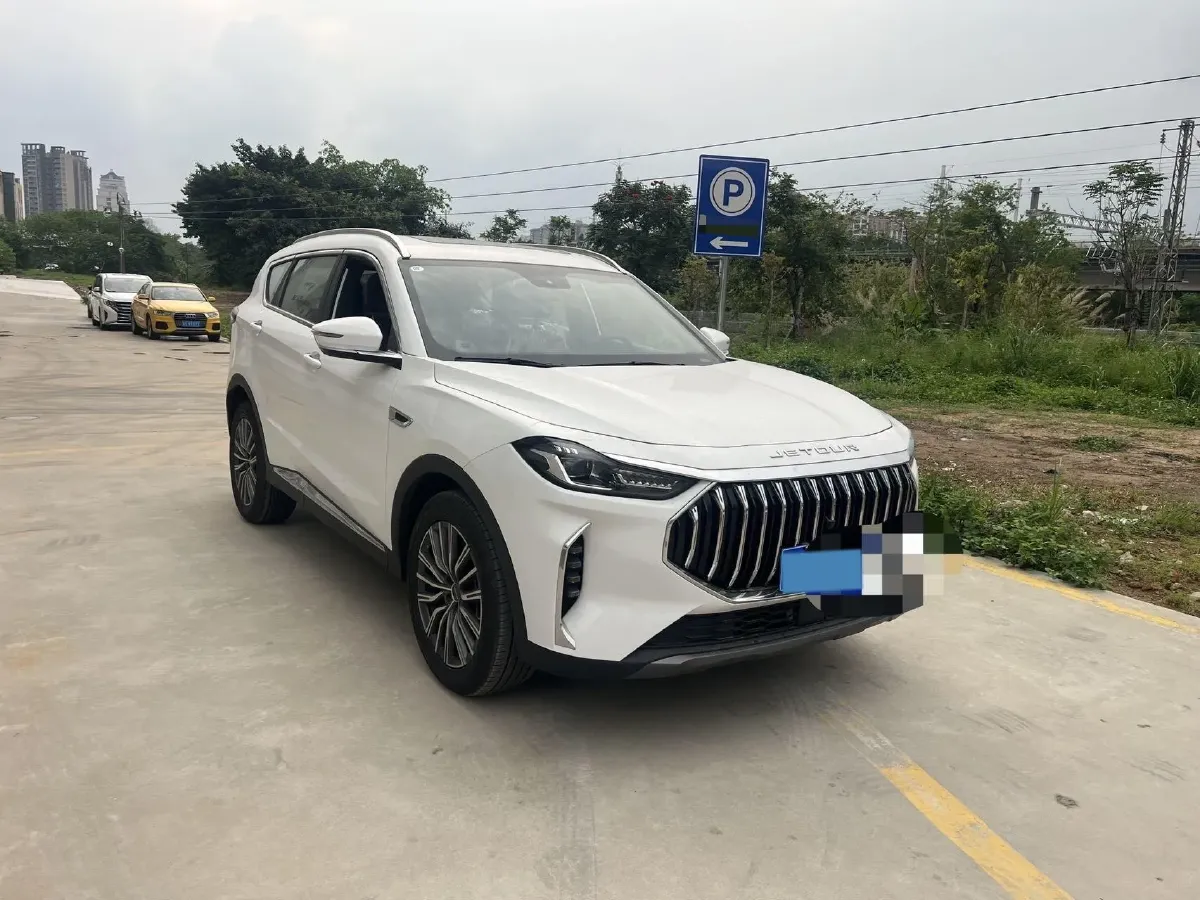 2025 Jetour X70 Plus 1.5T 156HP L4 6DCT,autocango,china used car exporter,china ev exporter,chinese used car exporter,chinese used ev exporter