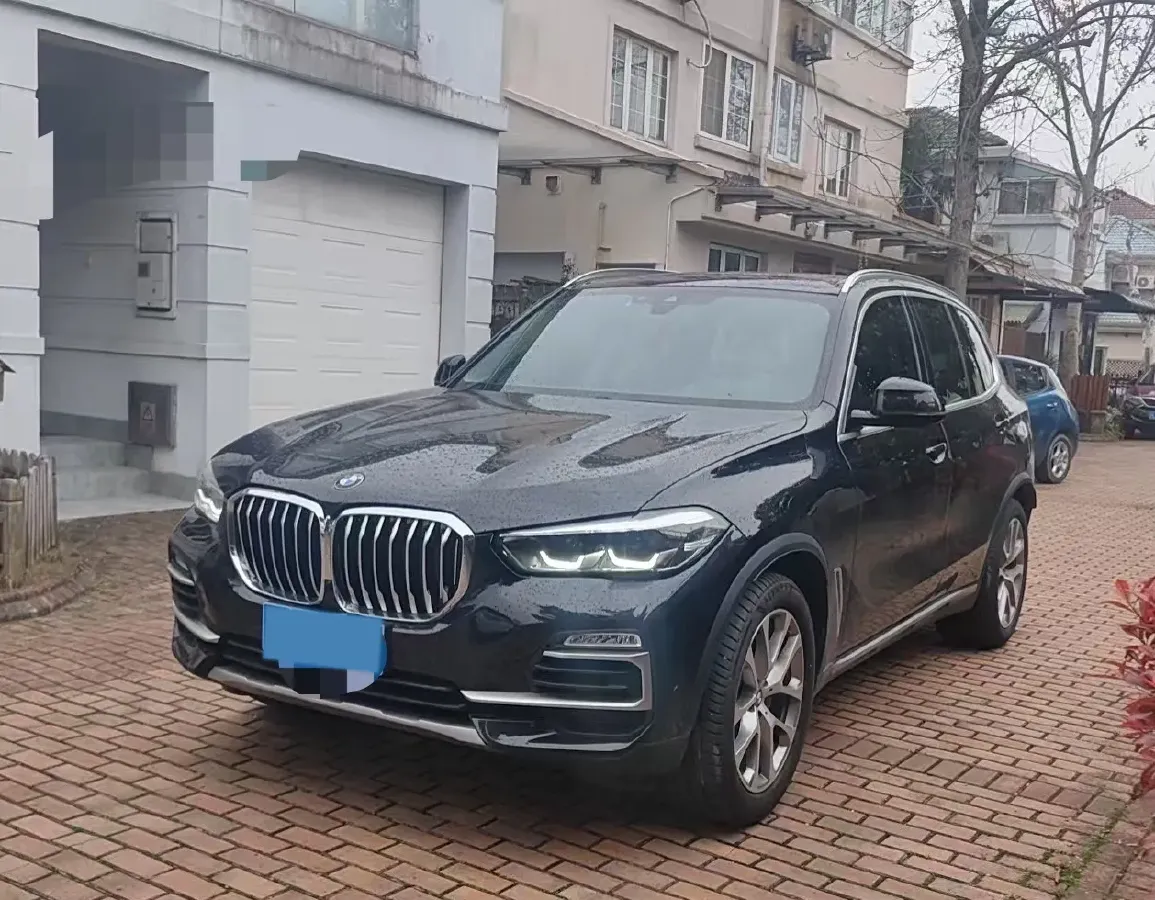 2020 BMW X5 2.0T 265HP L4 8AT,autocango,china used car exporter,china ev exporter,chinese used car exporter,chinese used ev exporter