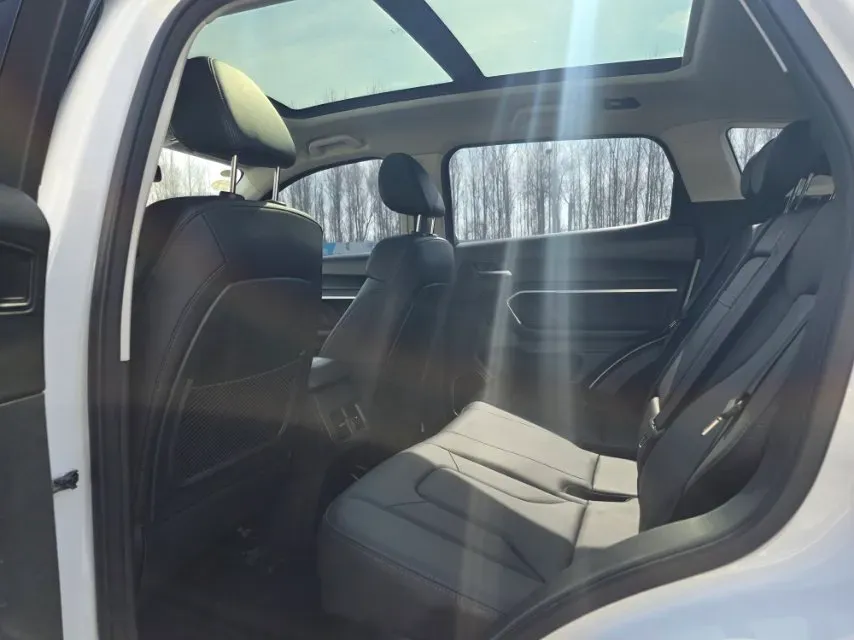 2018 Haval H6 1.5T 169HP L4 7DCT,autocango,china used car exporter,china ev exporter,chinese used car exporter,chinese used ev exporter