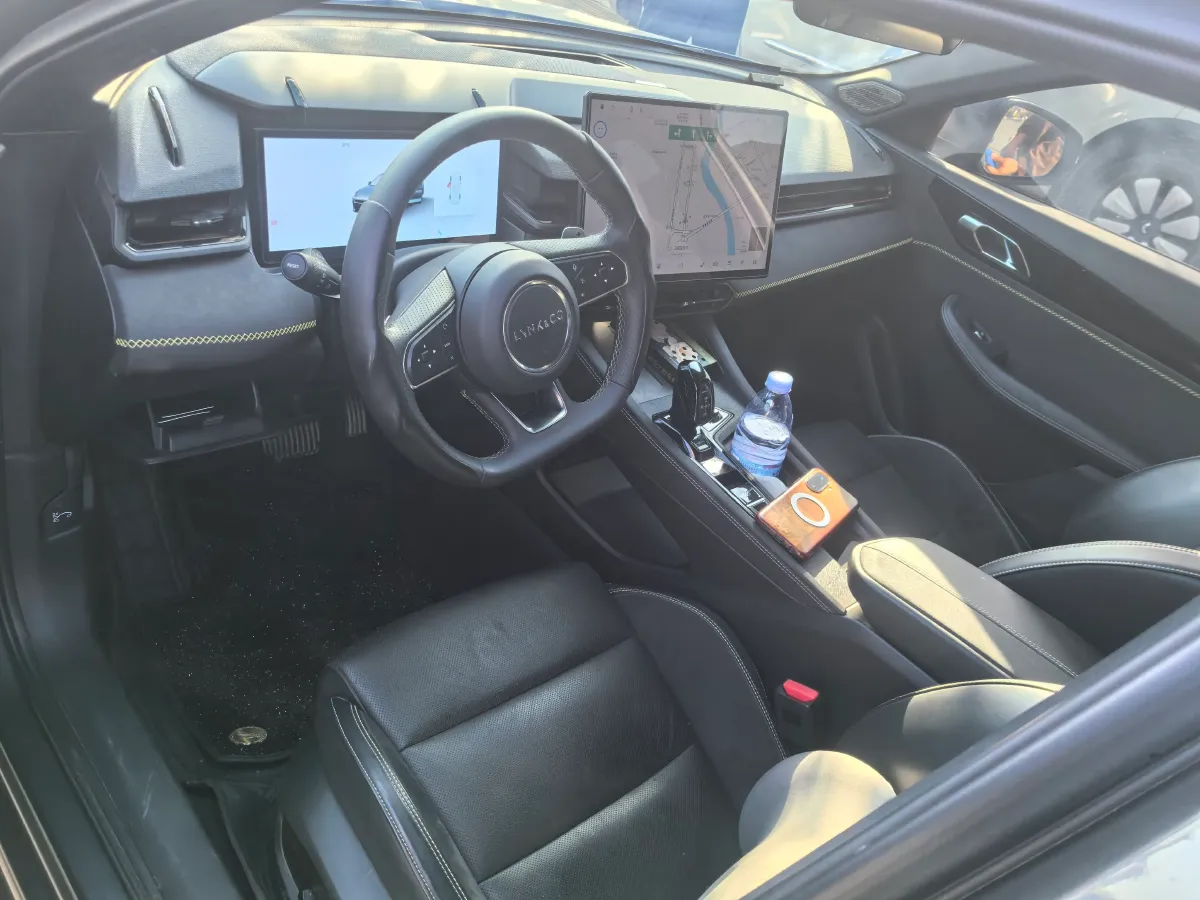 2025 LYNK&CO 03 1.5T 181HP L4 7DCT,autocango,china used car exporter,china ev exporter,chinese used car exporter,chinese used ev exporter