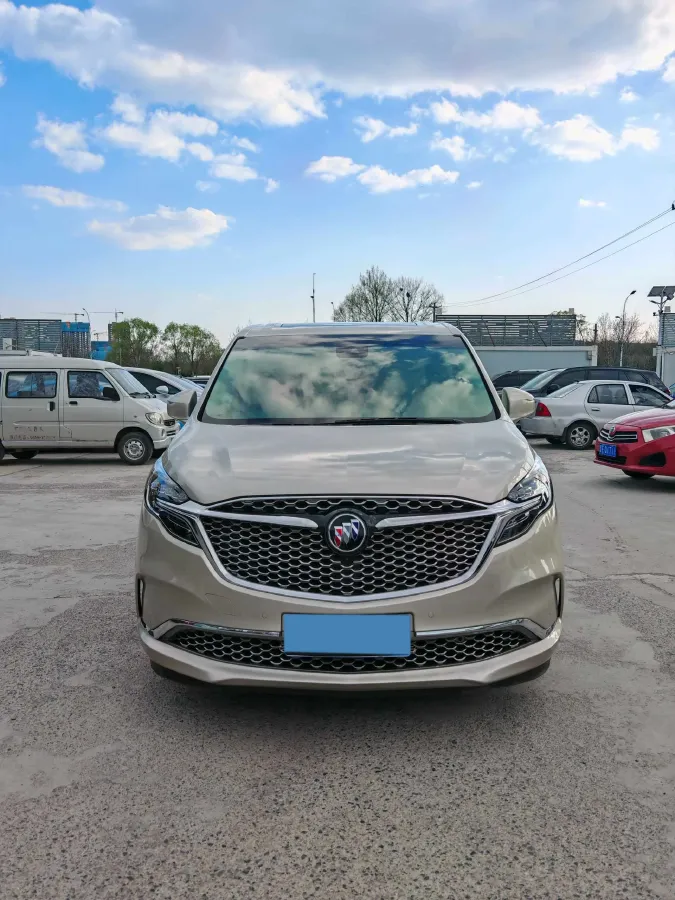 2022 Buick GL8 2.0T 237HP L4 9AT,autocango,china used car exporter,china ev exporter,chinese used car exporter,chinese used ev exporter