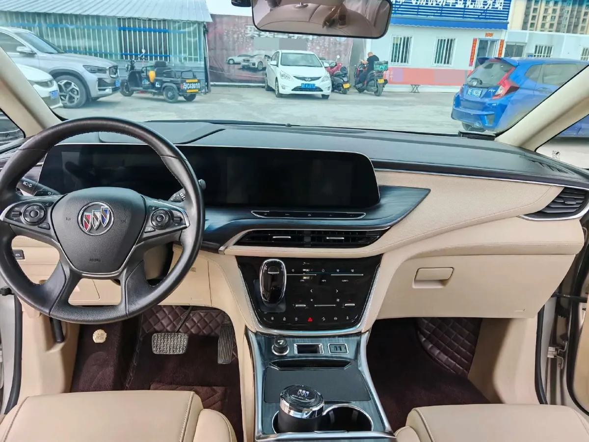 2022 Buick GL8 2.0T 237HP L4 9AT,autocango,china used car exporter,china ev exporter,chinese used car exporter,chinese used ev exporter