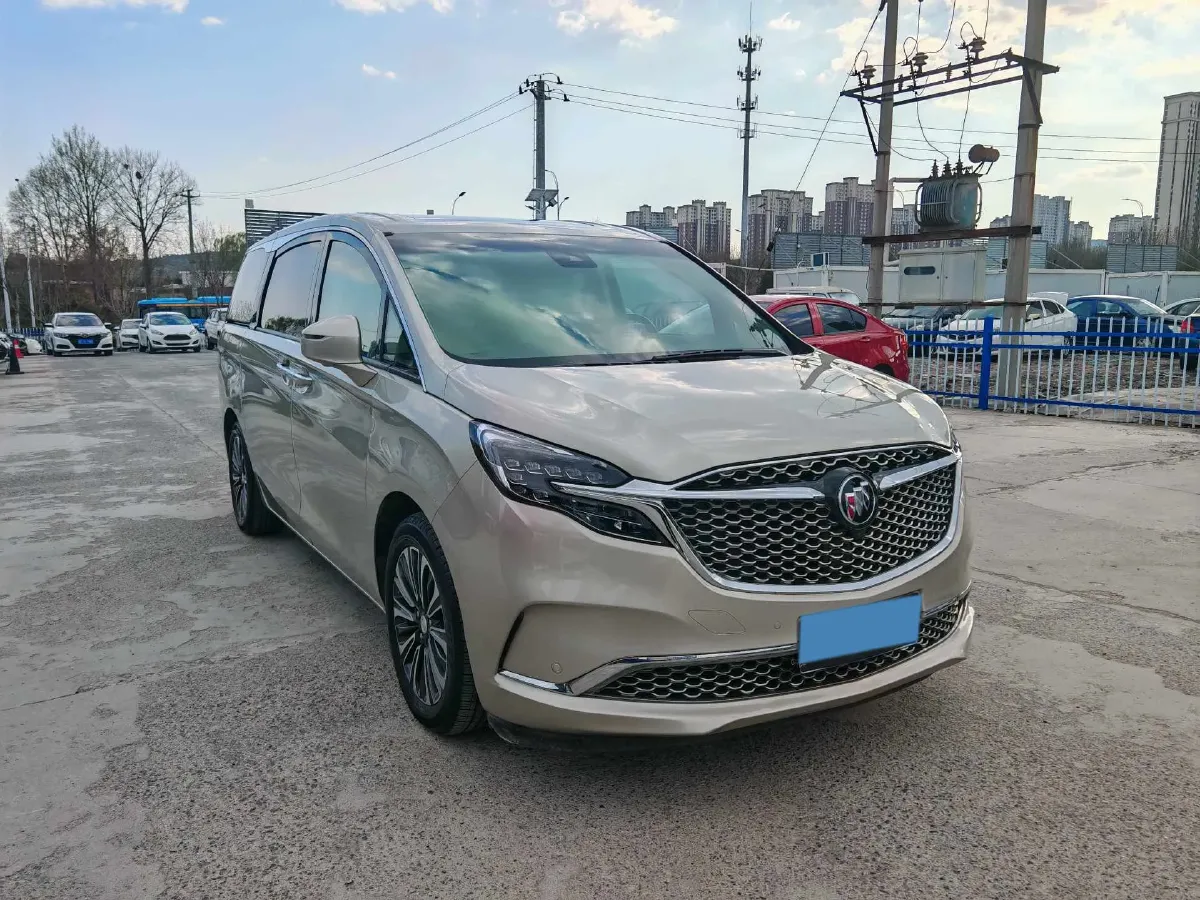2022 Buick GL8 2.0T 237HP L4 9AT,autocango,china used car exporter,china ev exporter,chinese used car exporter,chinese used ev exporter