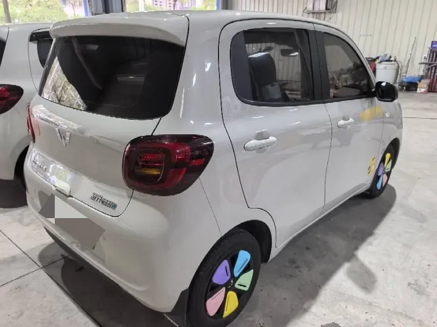 2025 WuLing HongGuang MINI EV BEV 16.2KWH,autocango,china used car exporter,china ev exporter,chinese used car exporter,chinese used ev exporter