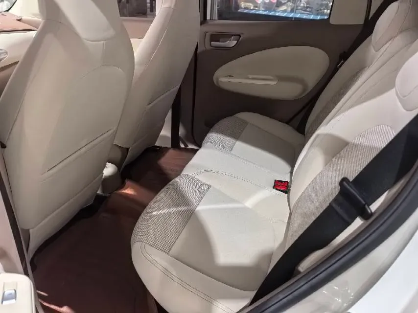 2025 WuLing HongGuang MINI EV BEV 16.2KWH,autocango,china used car exporter,china ev exporter,chinese used car exporter,chinese used ev exporter