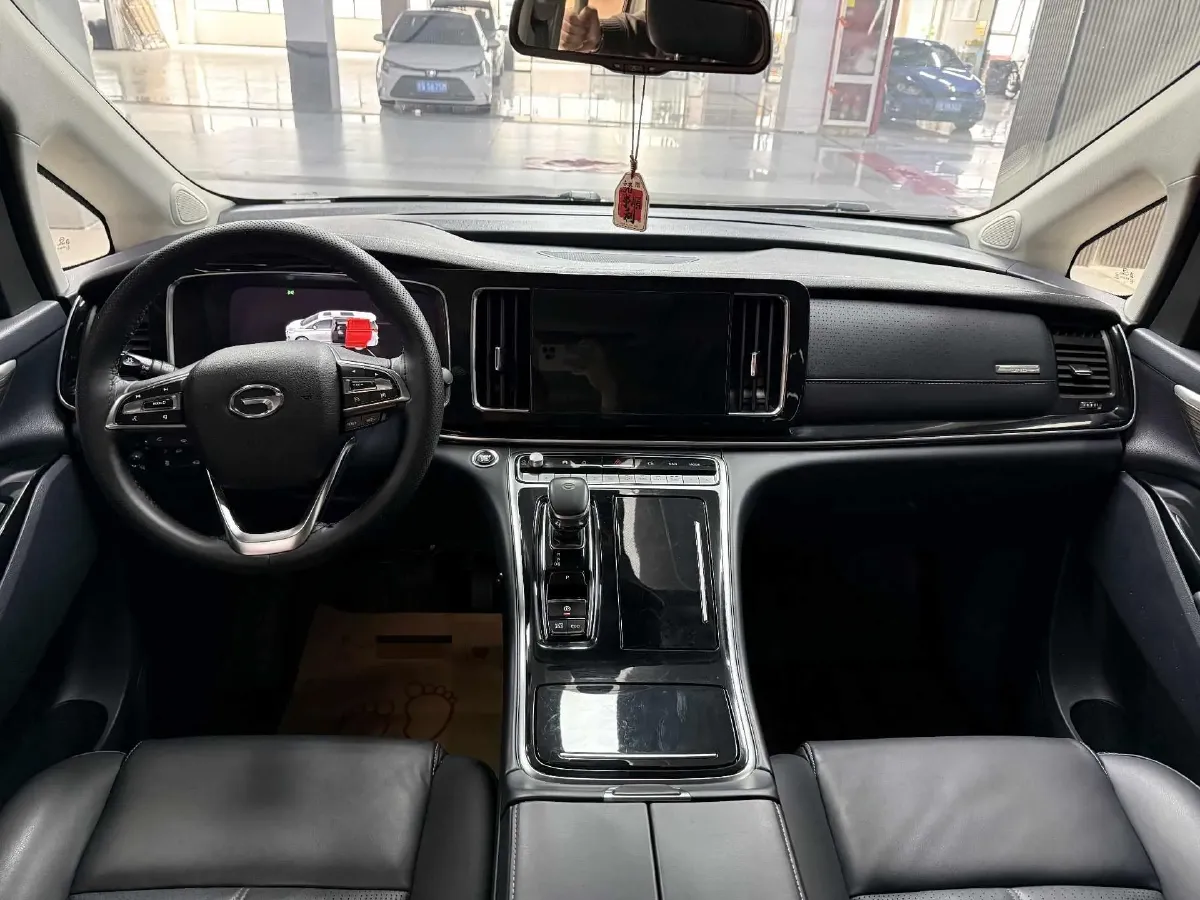 2021 GAC Trumpchi M8 2.0T 252HP L4 8AT,autocango,china used car exporter,china ev exporter,chinese used car exporter,chinese used ev exporter