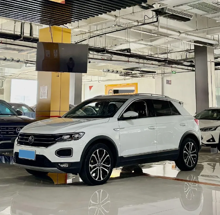 2022 Volkswagen T-Roc 1.4T 150HP L4 7DCT,autocango,china used car exporter,china ev exporter,chinese used car exporter,chinese used ev exporter