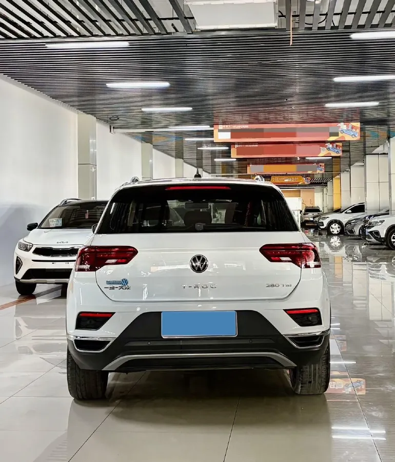 2022 Volkswagen T-Roc 1.4T 150HP L4 7DCT,autocango,china used car exporter,china ev exporter,chinese used car exporter,chinese used ev exporter