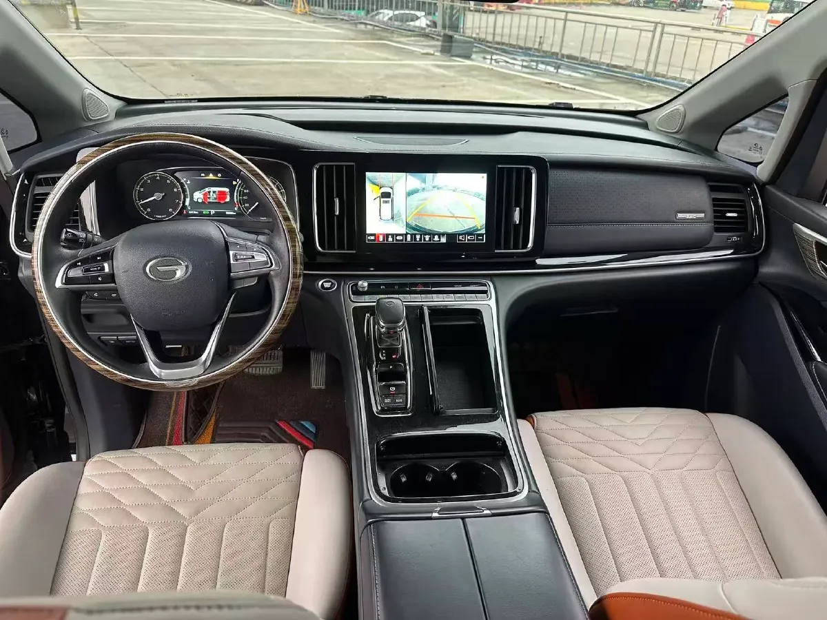 2021 GAC Trumpchi M8 2.0T 252HP L4 8AT,autocango,china used car exporter,china ev exporter,chinese used car exporter,chinese used ev exporter