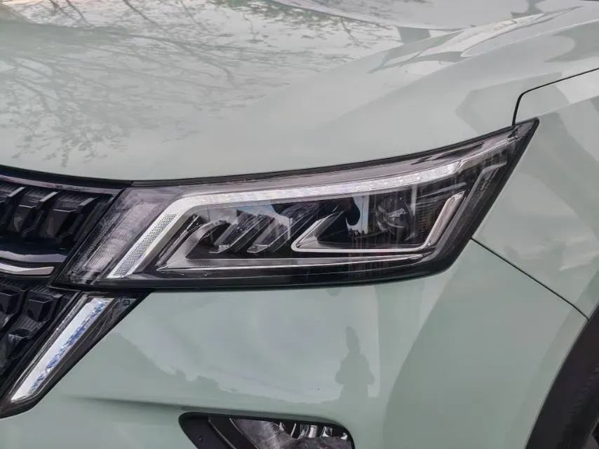 2021 WuLing XingChen 1.5T 147HP L4 CVT,autocango,china used car exporter,china ev exporter,chinese used car exporter,chinese used ev exporter