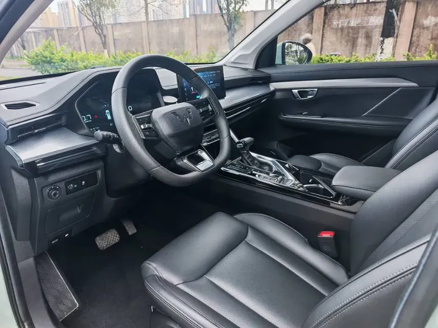 2021 WuLing XingChen 1.5T 147HP L4 CVT,autocango,china used car exporter,china ev exporter,chinese used car exporter,chinese used ev exporter