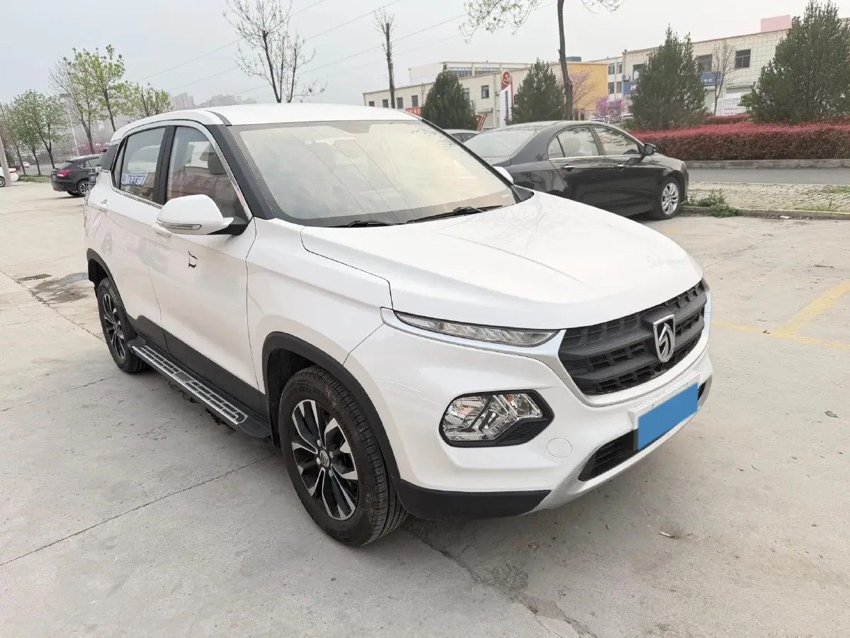 2017 BaoJun 510 1.5L 112HP L4 6MT,autocango,china used car exporter,china ev exporter,chinese used car exporter,chinese used ev exporter