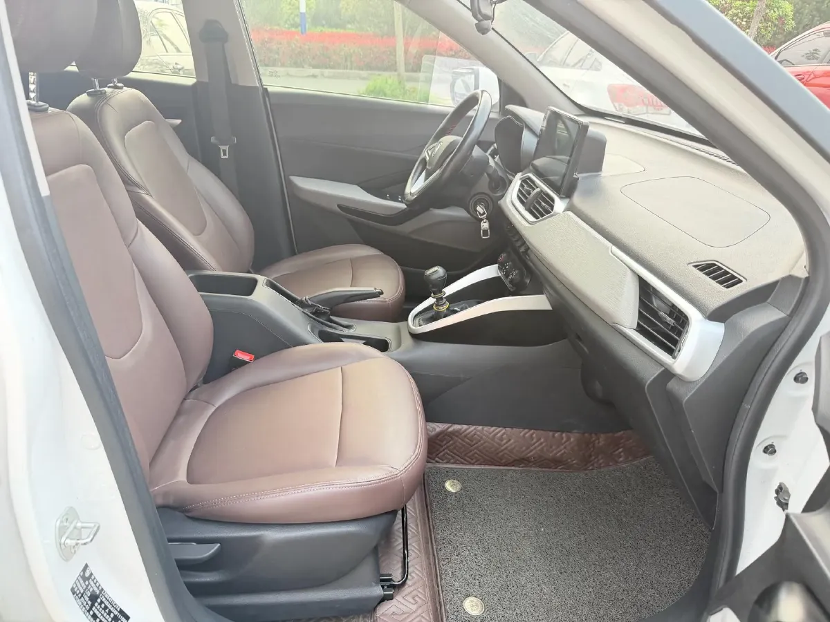 2017 BaoJun 510 1.5L 112HP L4 6MT,autocango,china used car exporter,china ev exporter,chinese used car exporter,chinese used ev exporter