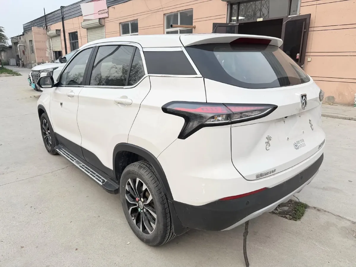 2017 BaoJun 510 1.5L 112HP L4 6MT,autocango,china used car exporter,china ev exporter,chinese used car exporter,chinese used ev exporter