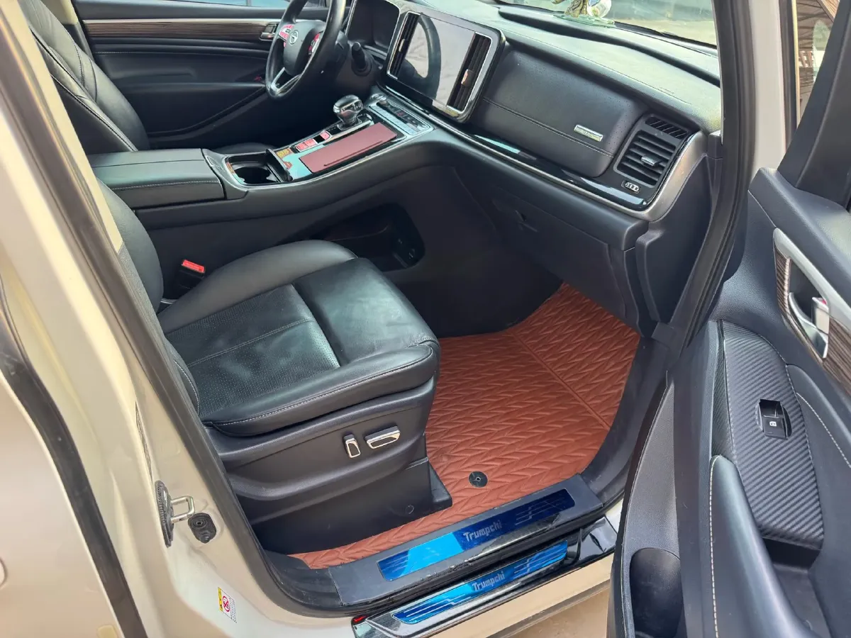 2021 GAC Trumpchi M8 2.0T 252HP L4 8AT,autocango,china used car exporter,china ev exporter,chinese used car exporter,chinese used ev exporter