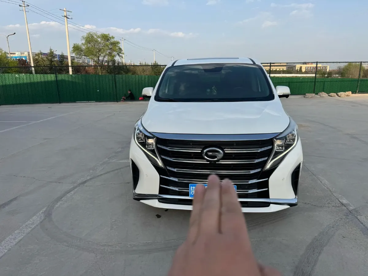 2021 GAC Trumpchi M8 2.0T 252HP L4 8AT,autocango,china used car exporter,china ev exporter,chinese used car exporter,chinese used ev exporter
