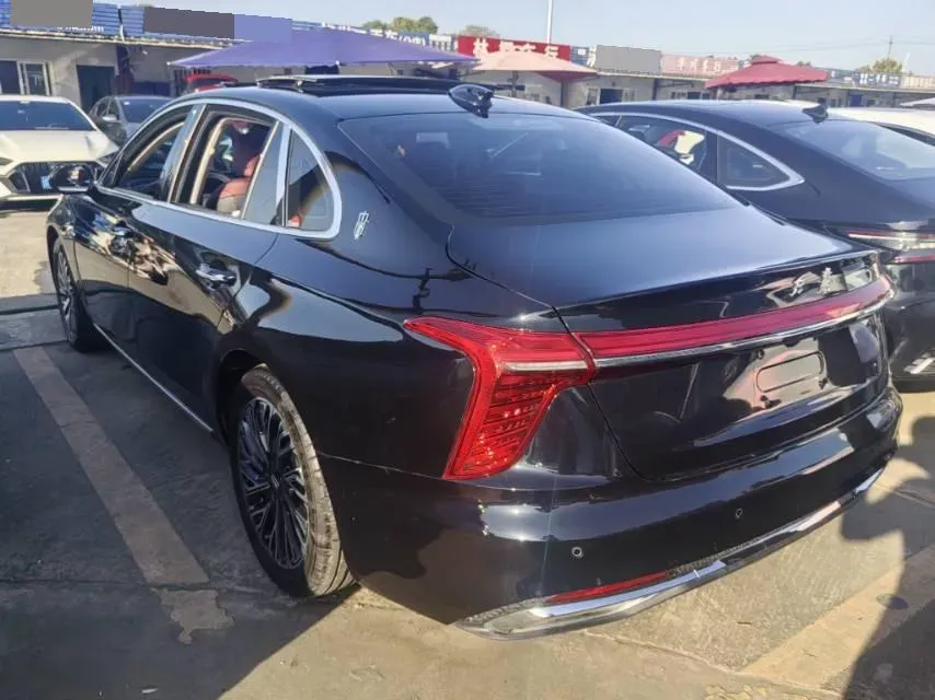 2023 HongQi H5 2.0T 224HP L4 8AT,autocango,china used car exporter,china ev exporter,chinese used car exporter,chinese used ev exporter