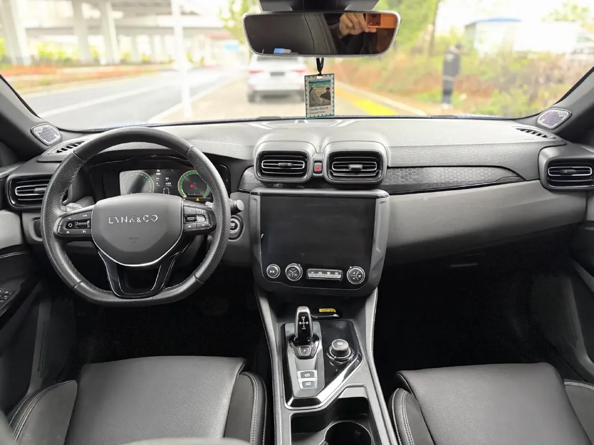 2021 LYNK&CO 03 2.0T 190HP L4 6AT,autocango,china used car exporter,china ev exporter,chinese used car exporter,chinese used ev exporter