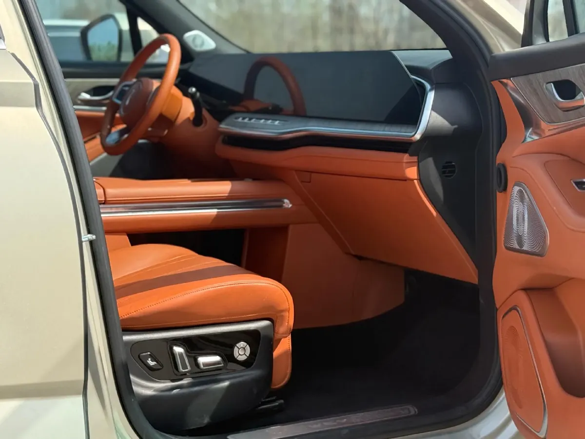 2023 WEY BlueMountain 1.5T 154HP L4 2DHT PHEV 44.5KWH,autocango,china used car exporter,china ev exporter,chinese used car exporter,chinese used ev exporter