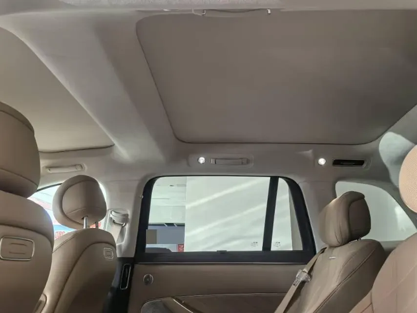 2025 AITO AITO M8 REEV 160HP REEV 53.4KWH,autocango,china used car exporter,china ev exporter,chinese used car exporter,chinese used ev exporter