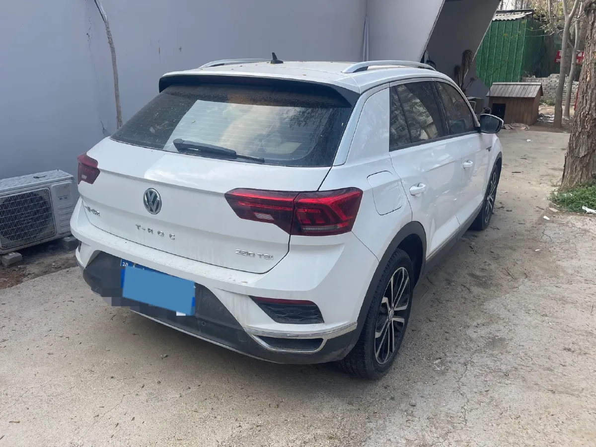 2020 Volkswagen T-Roc 1.4T 150HP L4 7DCT,autocango,china used car exporter,china ev exporter,chinese used car exporter,chinese used ev exporter
