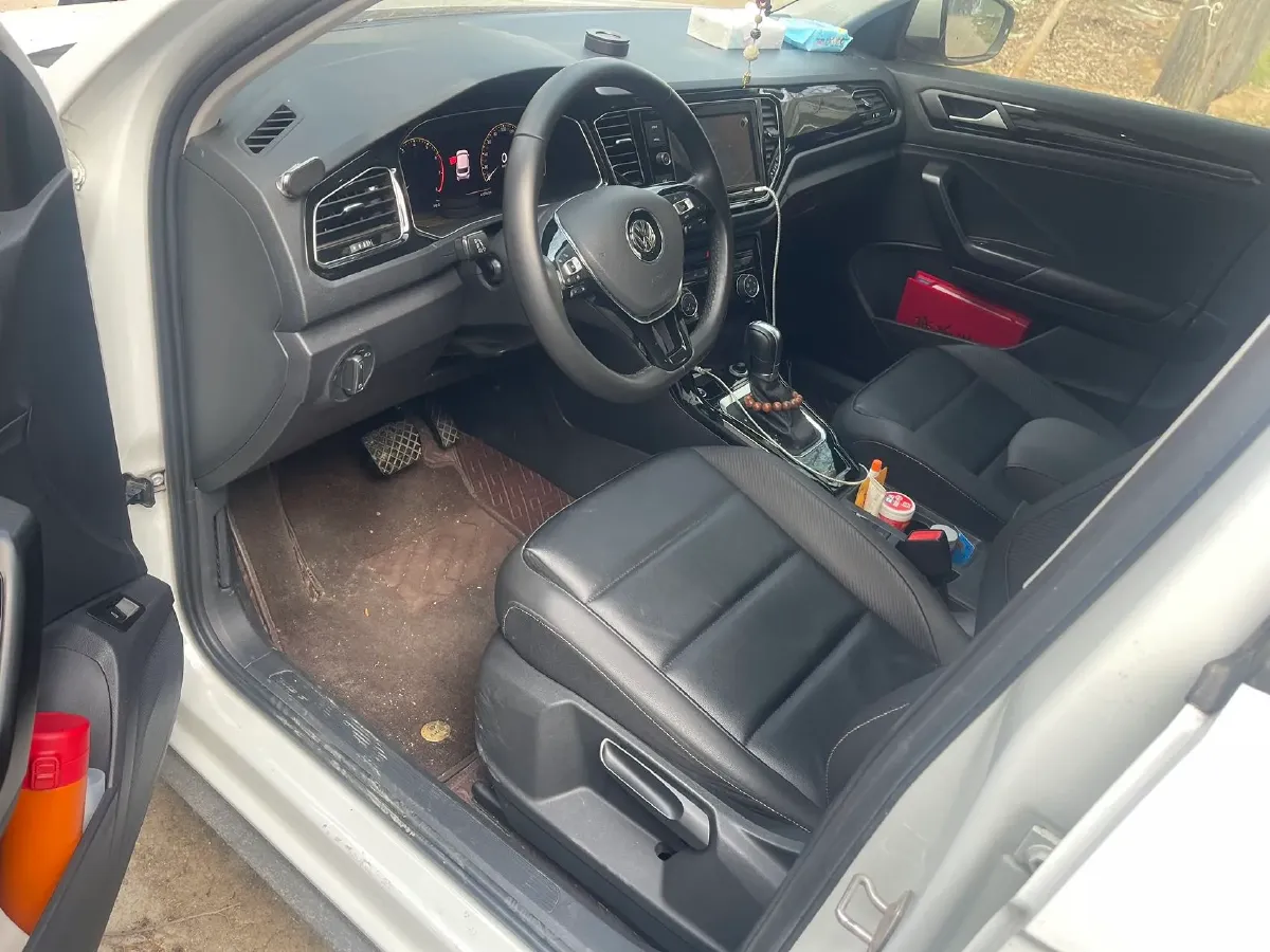 2020 Volkswagen T-Roc 1.4T 150HP L4 7DCT,autocango,china used car exporter,china ev exporter,chinese used car exporter,chinese used ev exporter