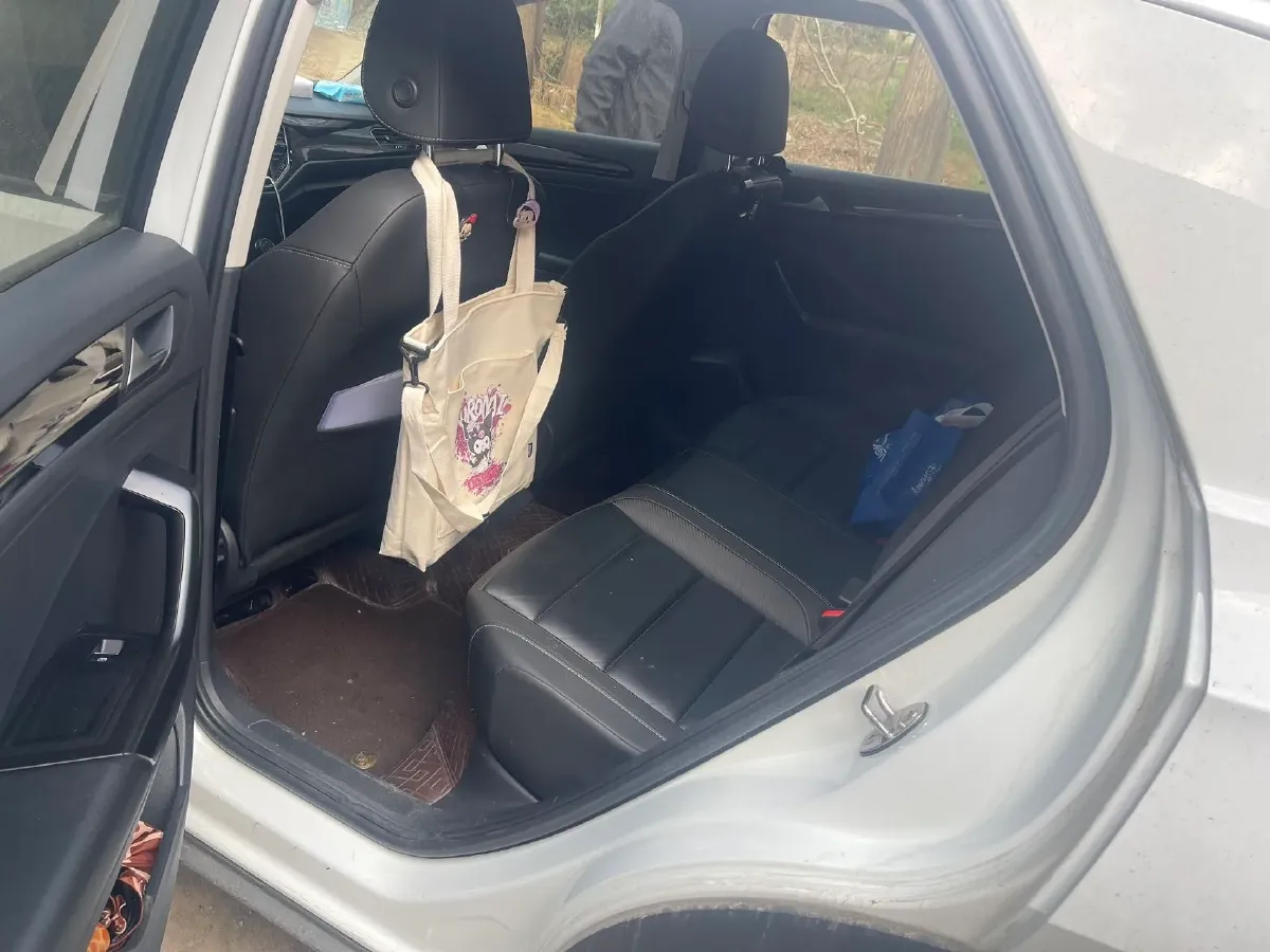 2020 Volkswagen T-Roc 1.4T 150HP L4 7DCT,autocango,china used car exporter,china ev exporter,chinese used car exporter,chinese used ev exporter