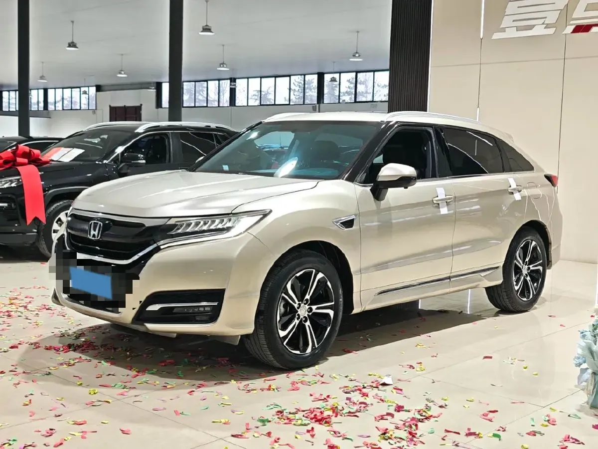 2017 Honda UR-V 2.0T 272HP L4 9AT,autocango,china used car exporter,china ev exporter,chinese used car exporter,chinese used ev exporter
