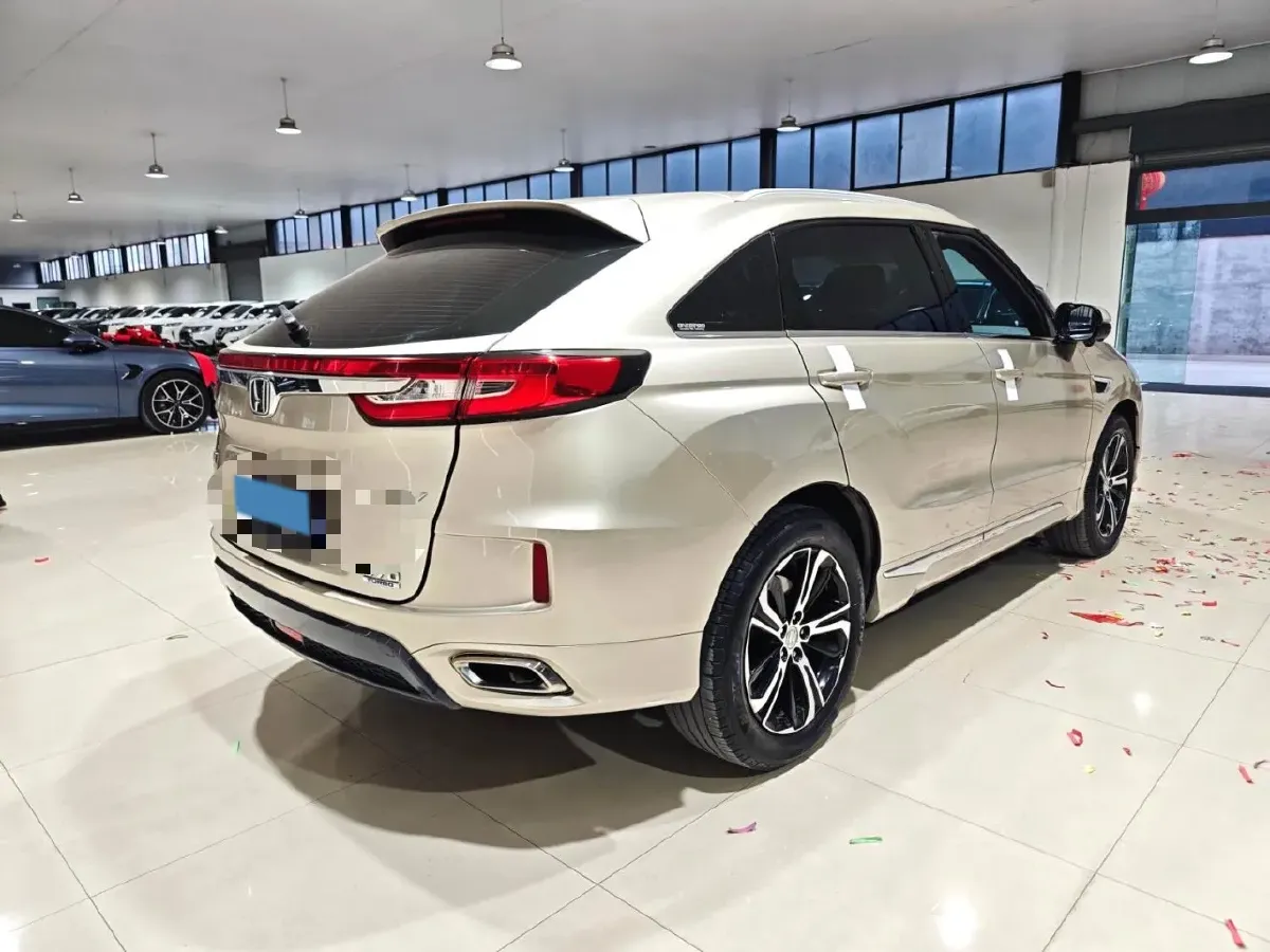 2017 Honda UR-V 2.0T 272HP L4 9AT,autocango,china used car exporter,china ev exporter,chinese used car exporter,chinese used ev exporter