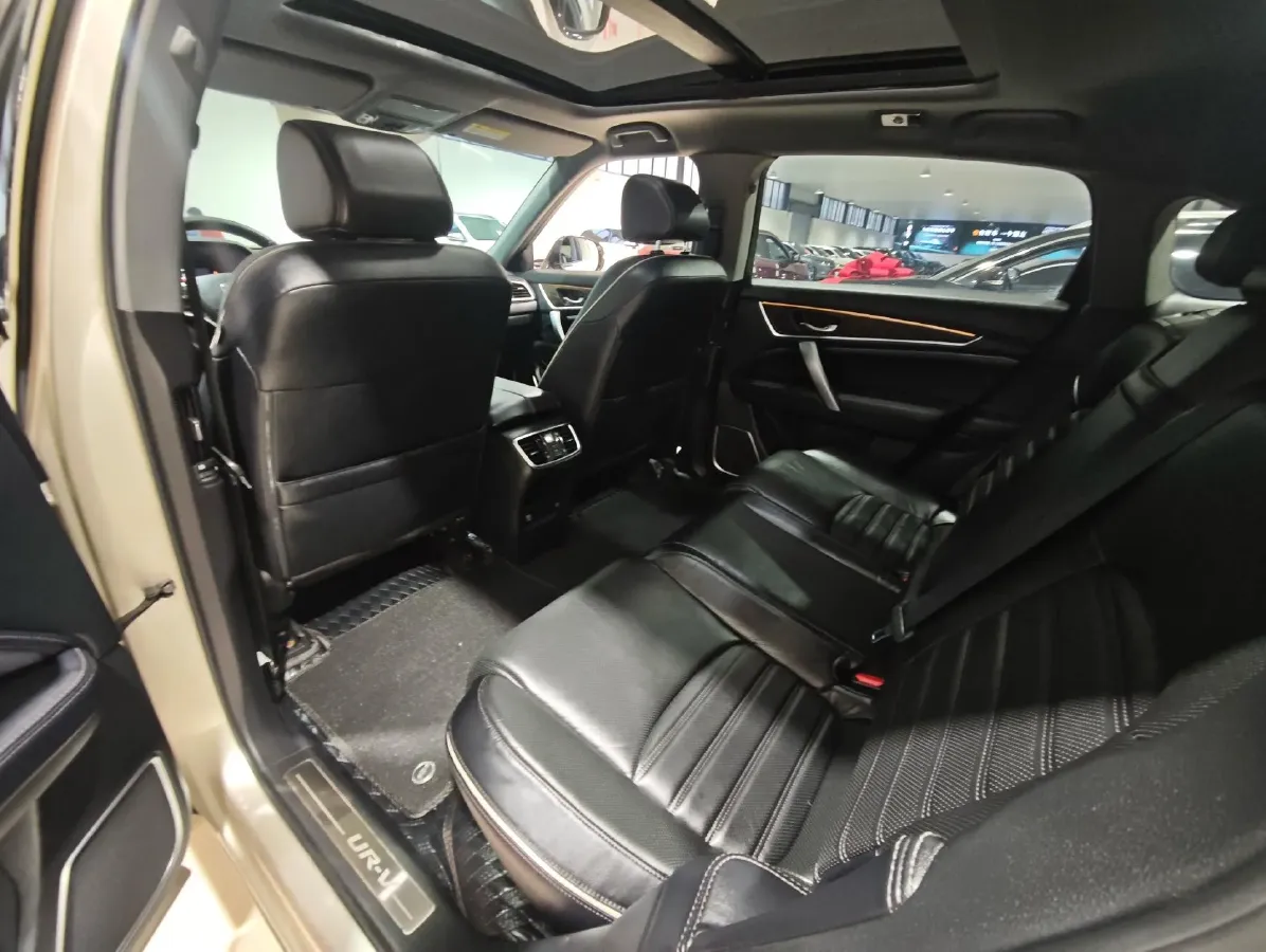 2017 Honda UR-V 2.0T 272HP L4 9AT,autocango,china used car exporter,china ev exporter,chinese used car exporter,chinese used ev exporter