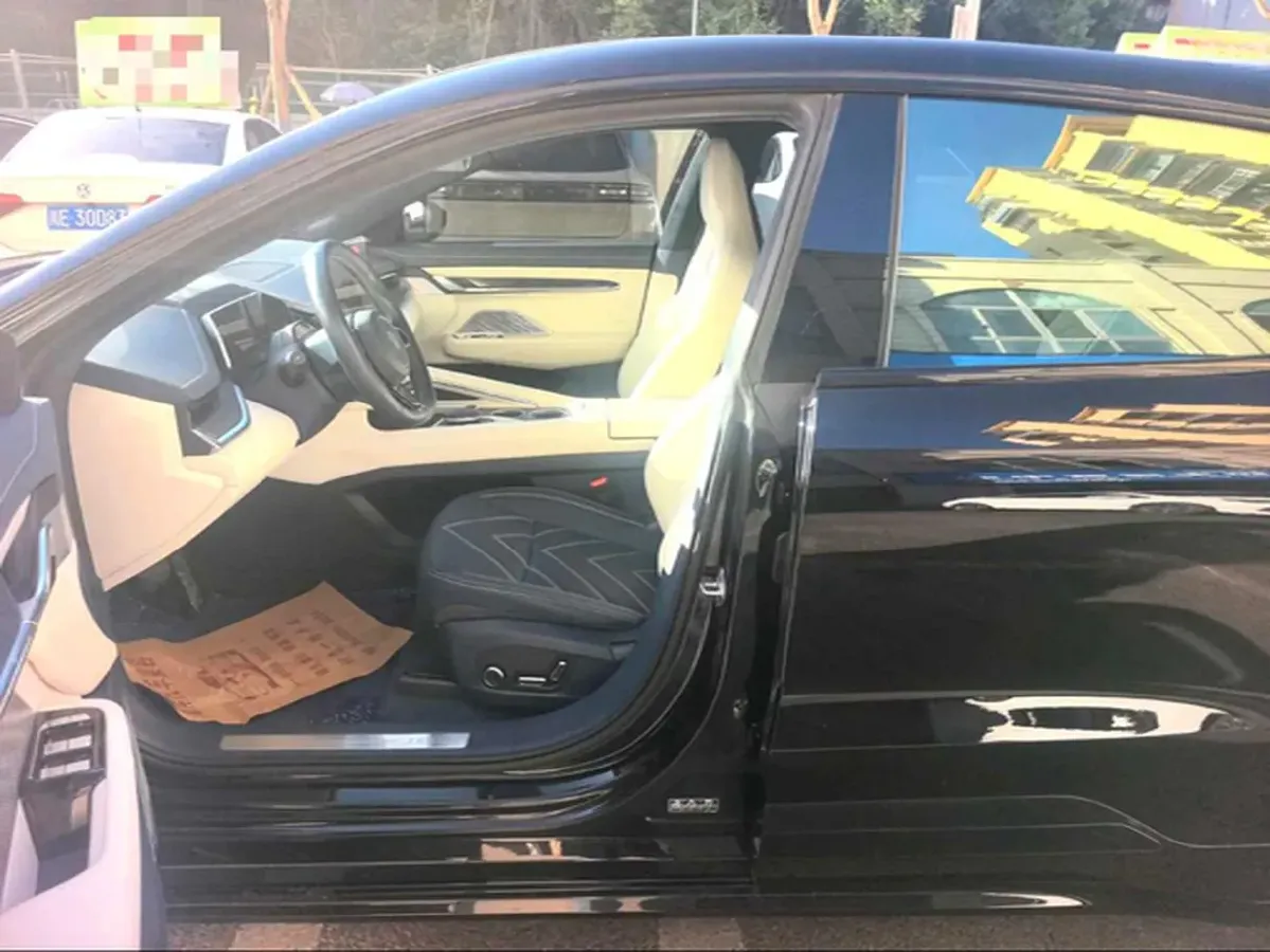 2022 Zeekr 001 BEV 86KWH,autocango,china used car exporter,china ev exporter,chinese used car exporter,chinese used ev exporter