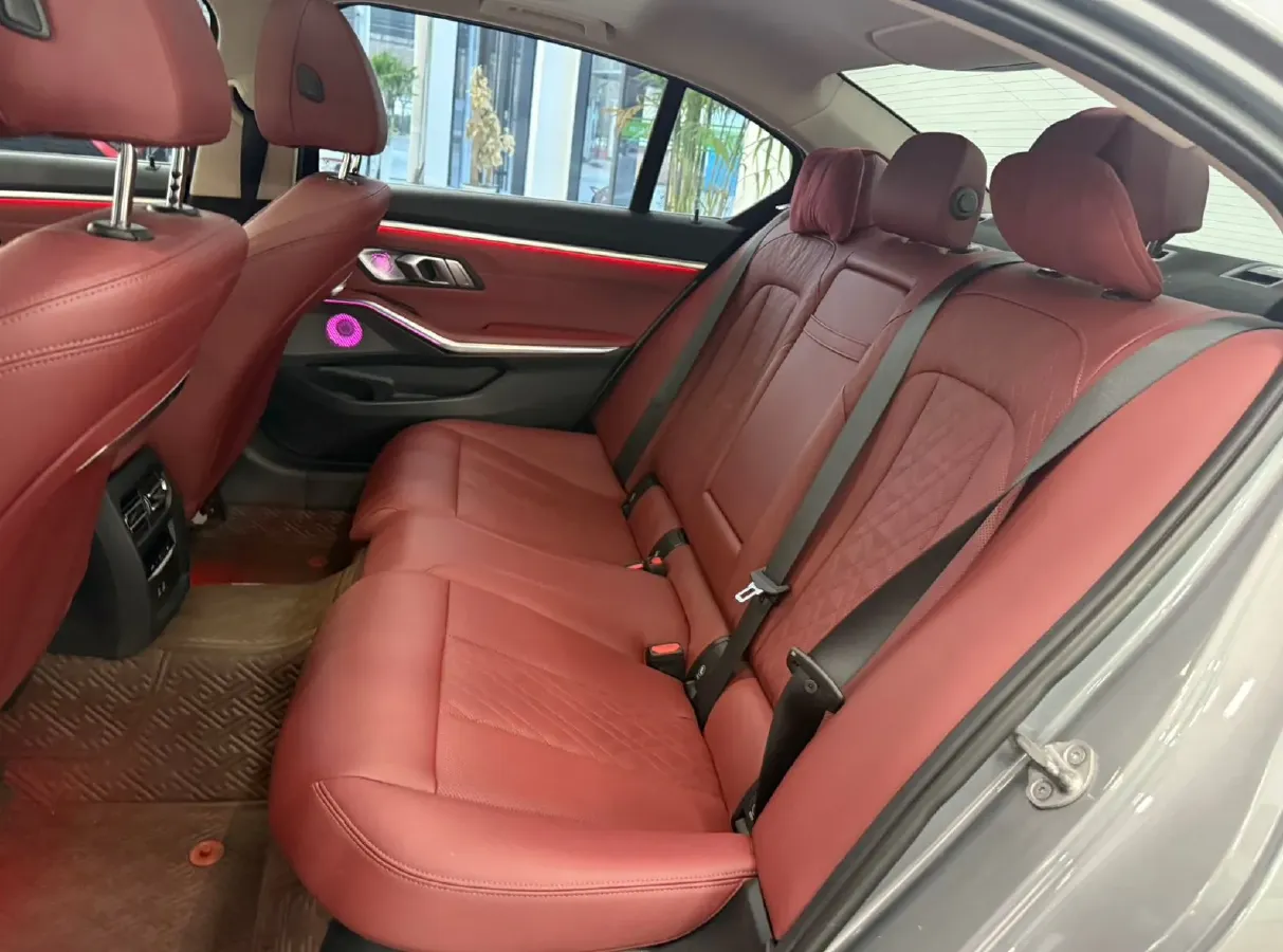 2023 BMW 3 Series 2.0T 156HP L4 8AT,autocango,china used car exporter,china ev exporter,chinese used car exporter,chinese used ev exporter