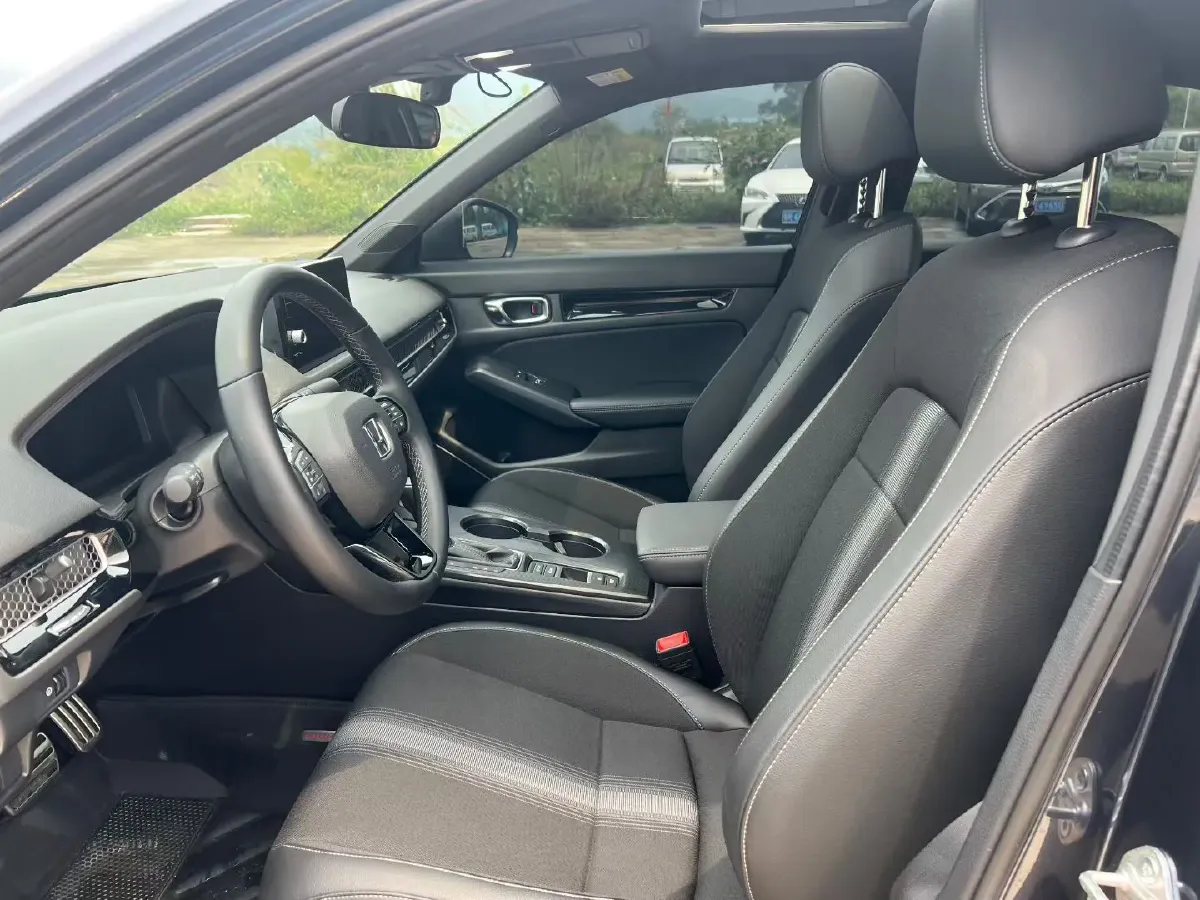 2022 Honda Civic 1.5T 182HP L4 CVT,autocango,china used car exporter,china ev exporter,chinese used car exporter,chinese used ev exporter