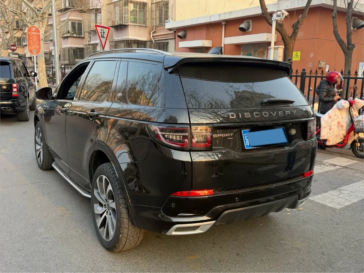 2022 Land Rover Discovery Sport 2.0T 249HP L4 9AT,autocango,china used car exporter,china ev exporter,chinese used car exporter,chinese used ev exporter