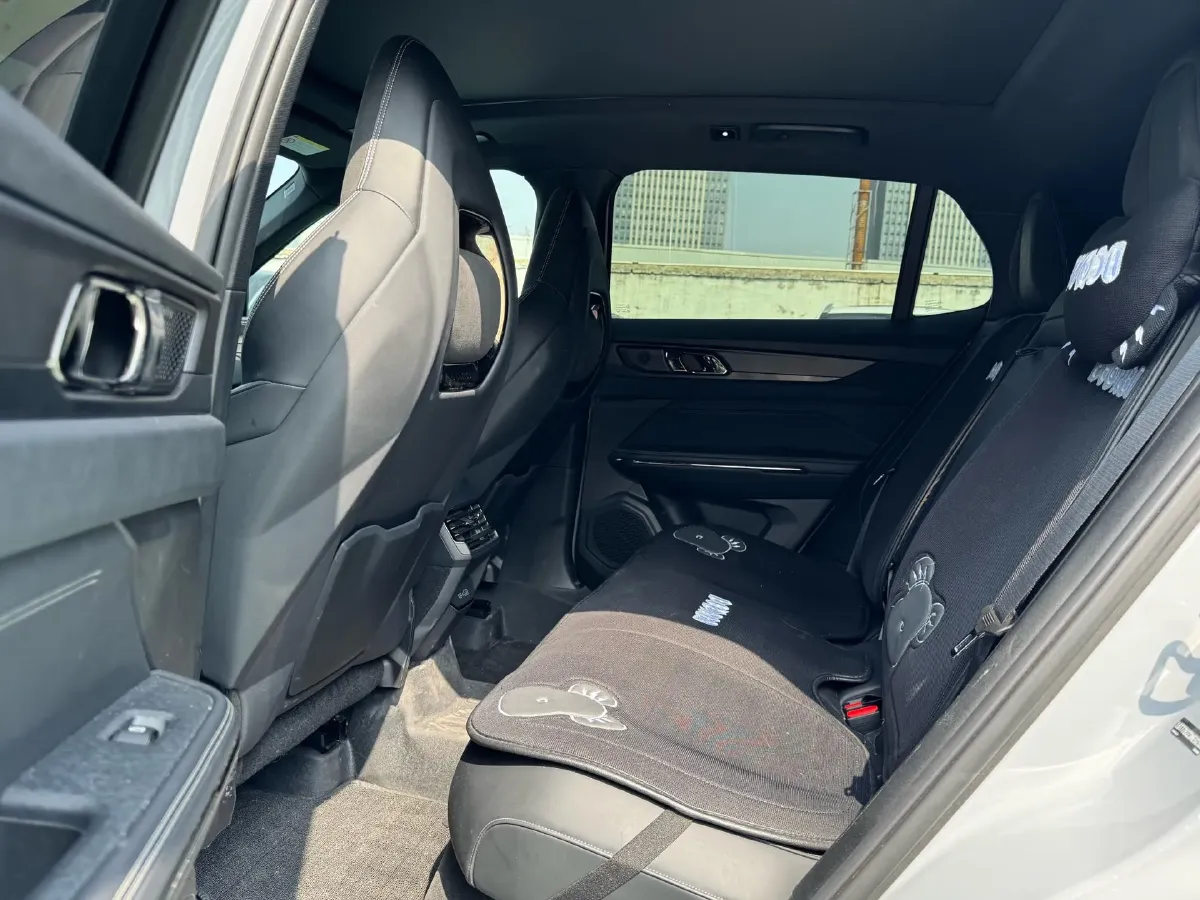 2023 LYNK&CO 08 EM-P 1.5T 163HP L4 3DHT PHEV 21.2KWH,autocango,china used car exporter,china ev exporter,chinese used car exporter,chinese used ev exporter