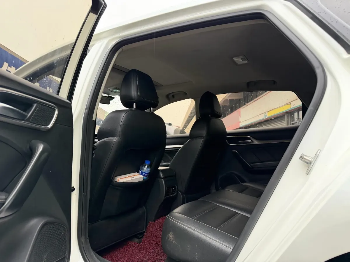 2017 MG MG6 1.5T 169HP L4 6MT,autocango,china used car exporter,china ev exporter,chinese used car exporter,chinese used ev exporter