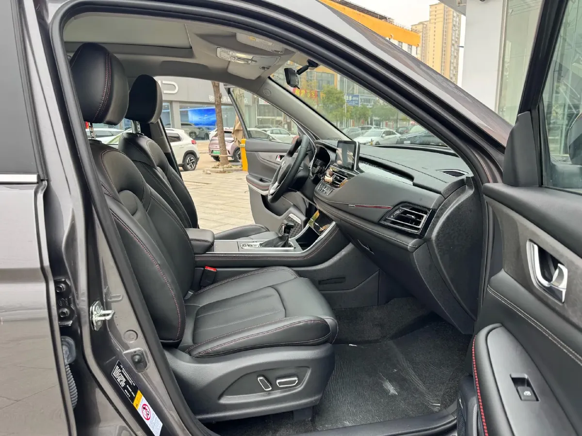 2022 ChangAn CS75 1.5T 180HP L4 7DCT,autocango,china used car exporter,china ev exporter,chinese used car exporter,chinese used ev exporter