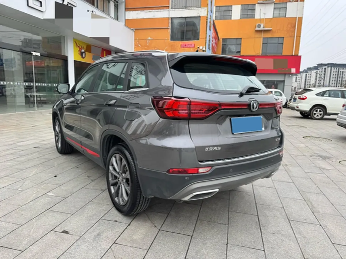 2022 ChangAn CS75 1.5T 180HP L4 7DCT,autocango,china used car exporter,china ev exporter,chinese used car exporter,chinese used ev exporter
