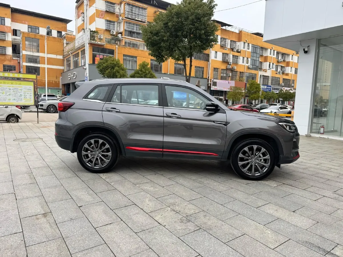 2022 ChangAn CS75 1.5T 180HP L4 7DCT,autocango,china used car exporter,china ev exporter,chinese used car exporter,chinese used ev exporter
