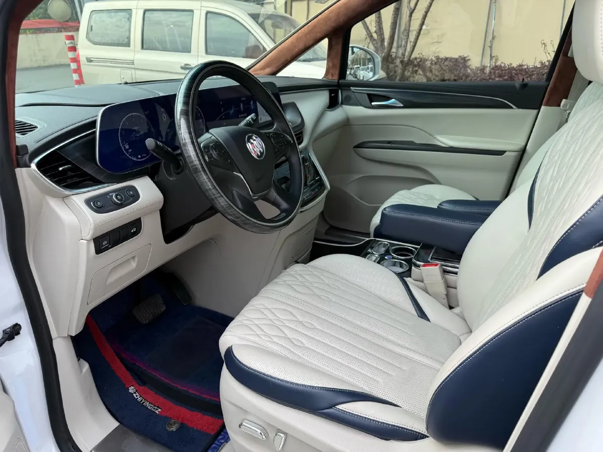 2021 Buick GL8 2.0T 237HP L4 9AT,autocango,china used car exporter,china ev exporter,chinese used car exporter,chinese used ev exporter