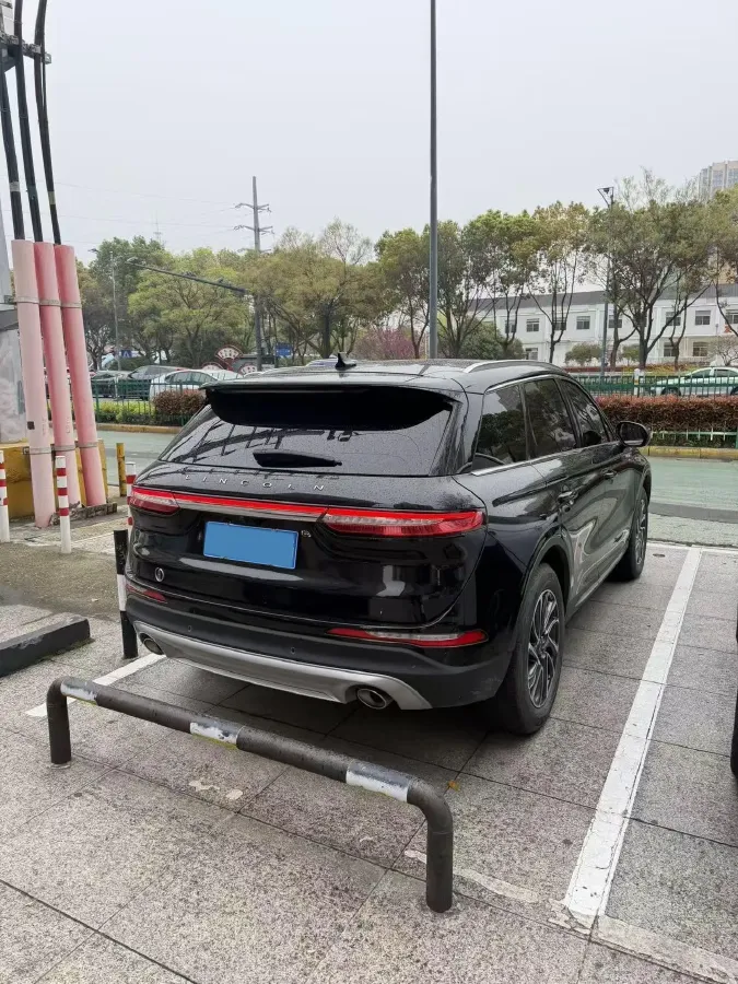 2022 Lincoln Corsair 2.0T 245HP L4 8AT,autocango,china used car exporter,china ev exporter,chinese used car exporter,chinese used ev exporter